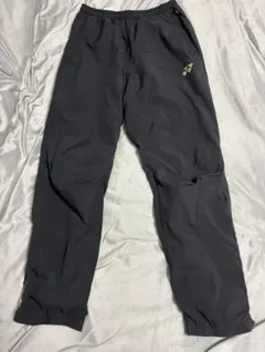 YONEX ブラックロングパンツ ユニMサイズウィンドブレイカー