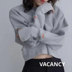 Y様専用【VACANCY ヴァカンシー】　ロゴ刺繍ショート丈トレーナースウェットのサムネイル