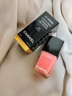 60g シャネル ヴェルニ 743 箱付 ネイルエナメル CHANELのサムネイル