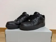 NIKE AIR FORCE 1 ブラック スニーカー　26.5