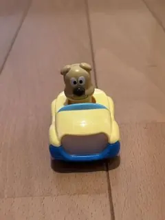 ガチャ アンパンマン てころがしわくわくカー！アンパンマン うごくめいけんチーズ