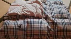 Burberry London 羽毛掛けふとん 150x210cmのサムネイル