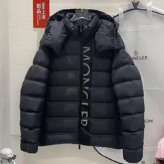 Moncler ダウンジャケット ブラック
