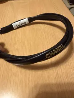 CHANEL ヘアバンド カチューシャ ブラックのサムネイル