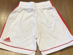 adidas 130cm サッカー用ハーフパンツ