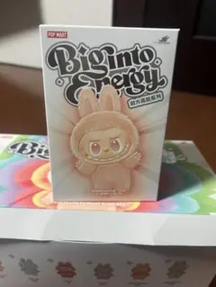 POP MART Big into Energy ラブブ　正規品
