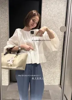 美品★yori キルト柄パフスリーブブラウス yori(ヨリ) キルト柄パフスリーブブラウスYR2221-159AW YR2221-159AW