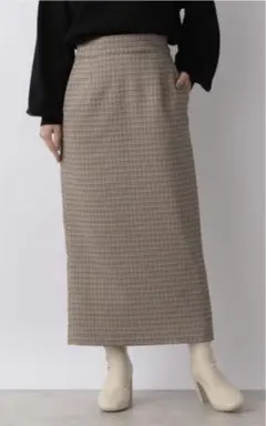 『チェックペンシルスカート』