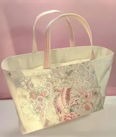 帯　トートバック　刺繍　帯リイク　高級　着物　帯締め　相良刺繍　花模様　高級帯