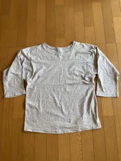 ChampionのヘビーウェイトグレーTシャツ