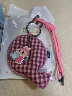 PIN FOR LOVE ラブブ アルファベット イニシャル チャーム 新品　Q