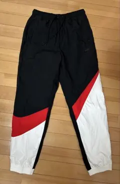 NIKE ナイキ ビッグスウォッシュ ウーブンパンツ 黒×赤×白 Sサイズ　新品