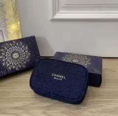 CHANELクリスマスコフレ2026ポーチ&ネイル - メルカリ