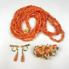 【美品】天然桃色珊瑚　アクセサリー3点セット（ネックレス　ブローチ　イヤリング）