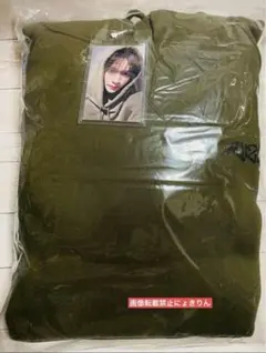 ① ウンソク ★ フーディー【B】 カーキ