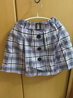 チェック柄スカンツ