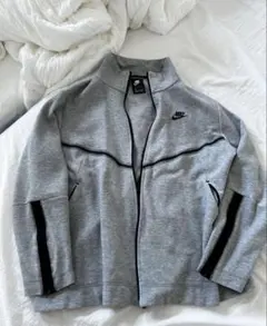 Nike テックフリース ジップアップ
