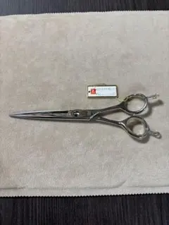 【極美品】Hidden Flaver 華金魚　高品質セニングシザー 極美品】Hidden Flaver 華金魚 高品質セニングシザー - メルカリ