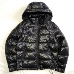 美品 VALENTINO スタッズ ダウン ジャケット ブラック 黒のサムネイル