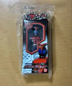 仮面ライダー ソフビパッケージチャーム＆チョコスナック 仮面ライダーカブト