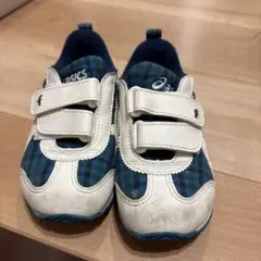 ASICS familiar スニーカー