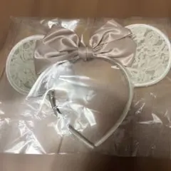 ミニー　レースカチューシャ　ホワイトサテンリボン　ミニーちゃん