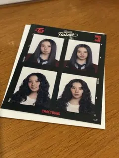 TWICE THIS IS FOR ランダム証明写真ステッカー チェヨン