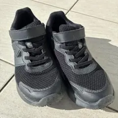 New Balance キッズスニーカー ブラック 19.5cm