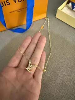 ゴールド ネックレス