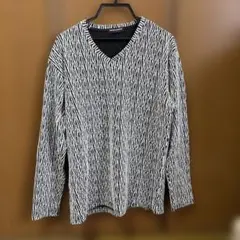 ハイダウエイニコル Vネック長袖カットソーのサムネイル