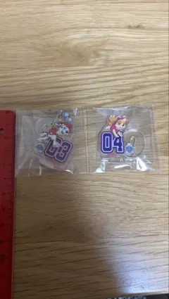 パウパト　アクスタ　2つのサムネイル