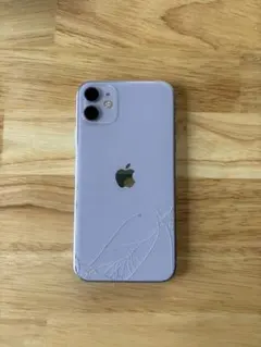 iPhone 11 ホワイト 本体 ジャンク品 - メルカリ