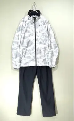 174 OAKLEY オークリー 裏付き セットアップ サイズ S-細身M相