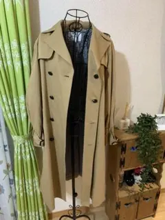 ザヴァージニアのトレンチコートのサムネイル
