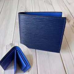 数量限定　レザー/革 二つ折り財布 小銭入れ コンパクト　ミニ財布