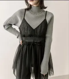 【お値下げ中！】シャーリングキャミソール