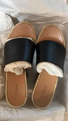 Chloé ウエッジソール ブラックレザーフリンジ サンダル Size 36のサムネイル