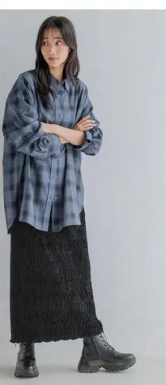 タグ付き　LOWRYS FARM シャイニーベロアタイトスカート