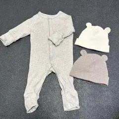 H&M ベージュロンパースと耳付き帽子セット