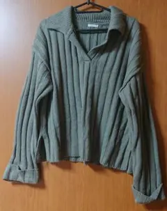 GU オリーブグリーン リブ編み Vネックセーター XL