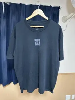 UNDER ARMOUR ブラック Tシャツ 2XL