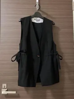 週末セール☆ローラアシュレイ　ジレ　M