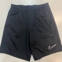 sh2800 Nike ナイキ　ブラック ハーフパンツ　子供服