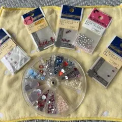 シール状クラフトパーツ　各種　＆　ビース