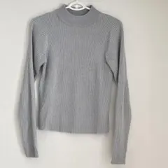 【美品】ラメ入りアイスブルーカットソートップスMサイズ