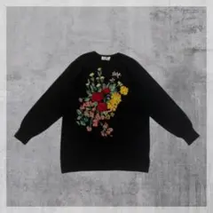 黒 花柄刺繍 クルーネック トレーナー　ブラック