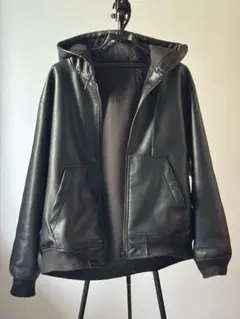 レザータッチパーカNT+E GU