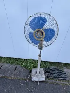 Item thumbnail for item e6fa3cde-5e74-4579-9000-126bd2629c24