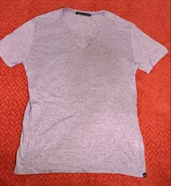 ロアーガンズ Tシャツ 薄紫 Vネック 花柄のサムネイル