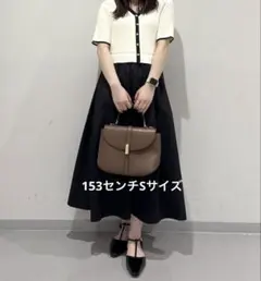 メタル釦布帛ドッキングハーフスリーブニットワンピースのサムネイル